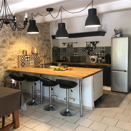 Maison De Village En Duo Avec 150M2 Au Rdc Et La Suite Parentale Ou En Famille Avec 4 Chambres 250M2 Interieur Montfaucon  Eksteriør bilde